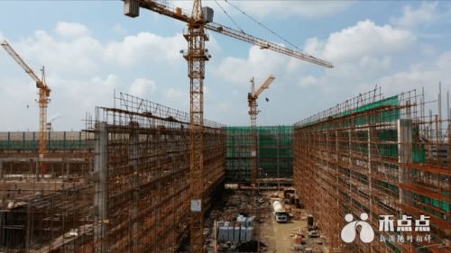 未來(lái)工廠(chǎng)什么樣?全球最大玻纖智能制造基地讓你提前驚艷